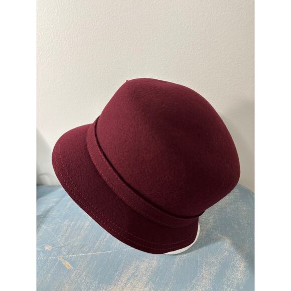Vtg Banash Boston Maroon Wool Cloche Hat Leather Flower Accent Dark Academia main image 5
